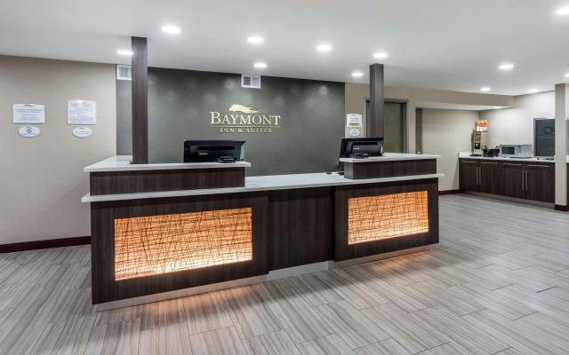 Baymont by Wyndham Clarksville