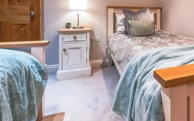 River Dance Cottage