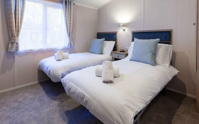 Azenor Lodge - Kelling Heath Holiday Park - 16221