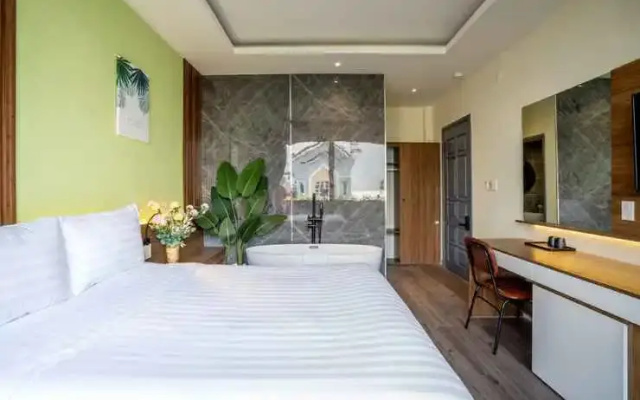La Phan Huy Ich Hotel