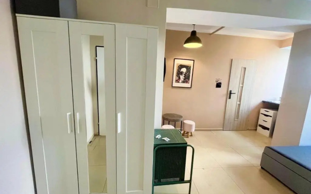 Happy Living Hostel