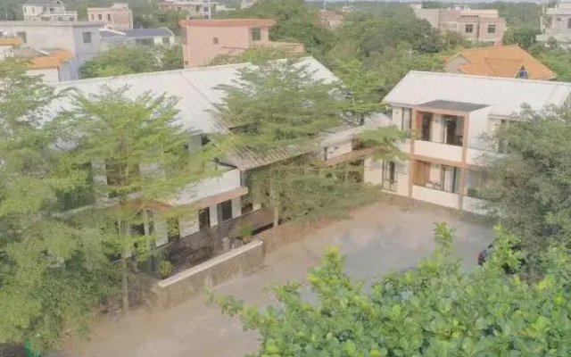 Shishan Xiuli Hostel