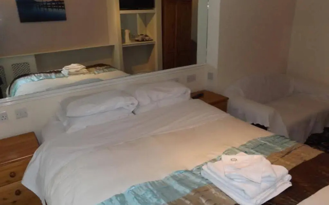 The Carlton Hotel Mumbles