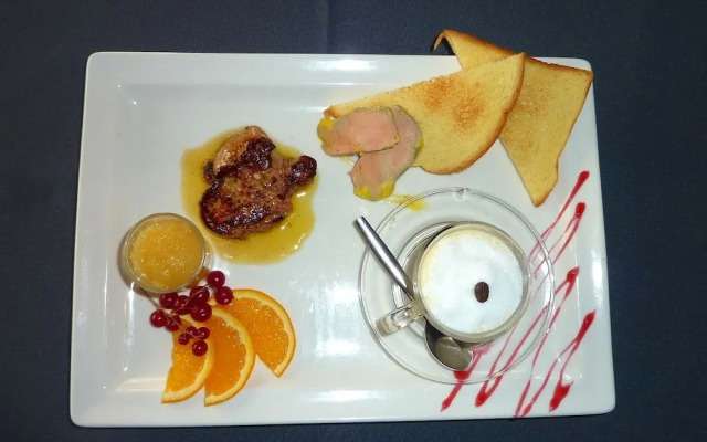 Au Cheval Blanc