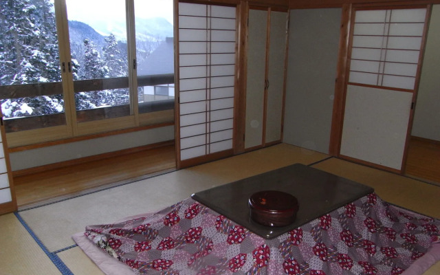 Maguse Onsen Nashinokiso