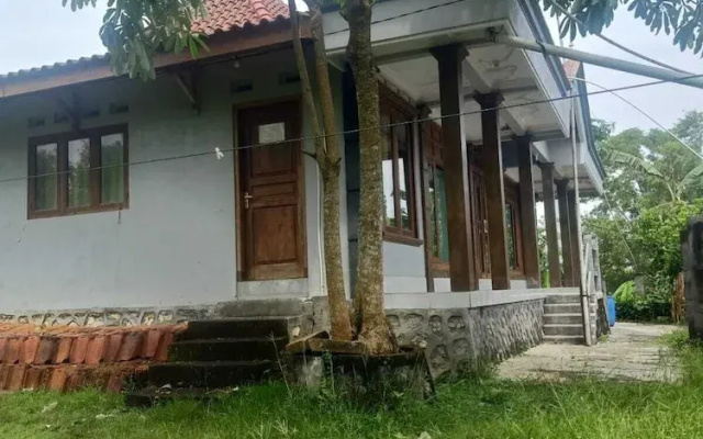 Griya Salaman Homestay Pantai Wediombo