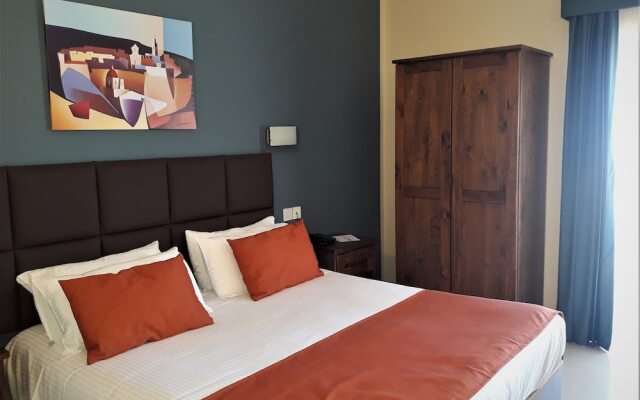 Downtown Hotel
