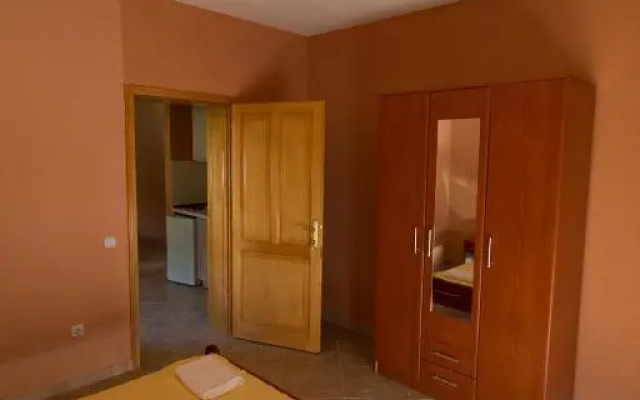 Sunrise house apartments
