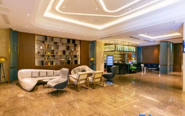 Yeste International Hotel Jinhu Plaza, South Lake Park Subway Station