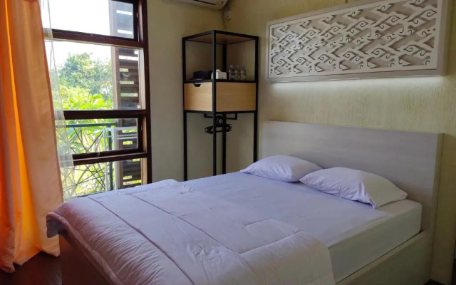 De Hanami Homestay @Sapphire