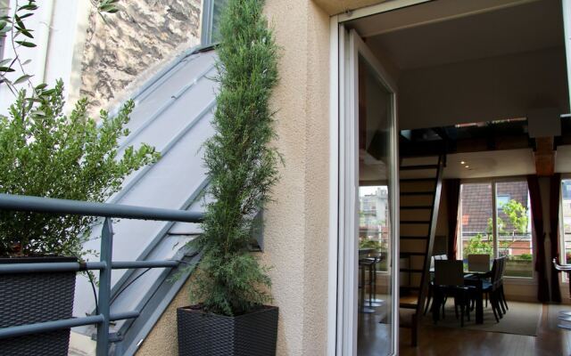 Отель Les Résidences Lavaud Франция, Париж - отзывы, цены и фото номеров - забронировать отель Les Résidences Lavaud онлайн вид на фасад