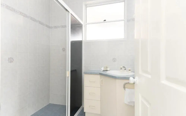 21 Melaleuca Drive