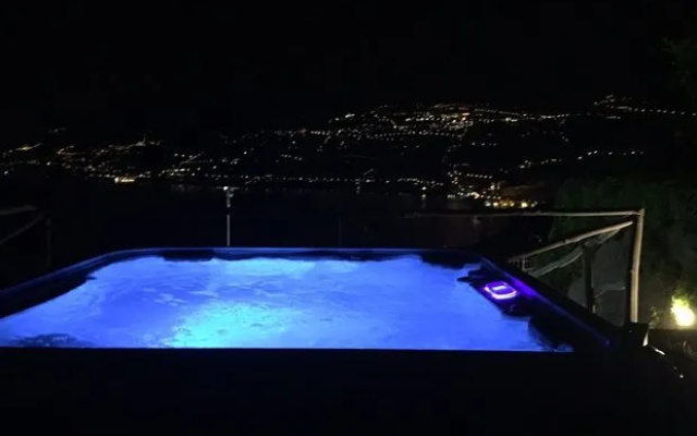 Villa Costanza
