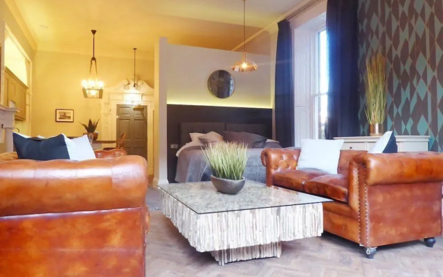 The Deakin at Claremont Serviced Apartments