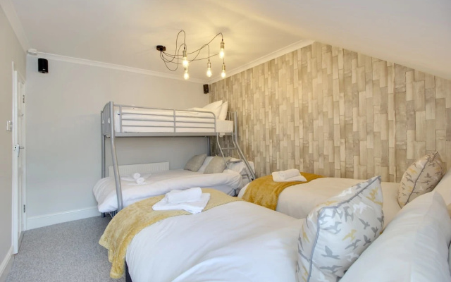 Urban Chic Central Brighton Apartment