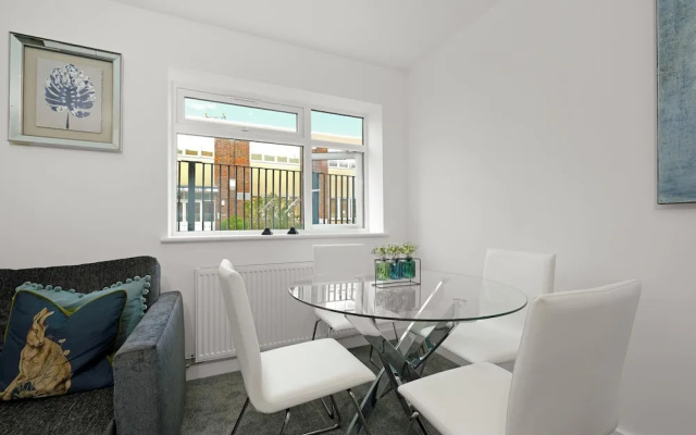 St Martins House Luxury Apts. Ruislip