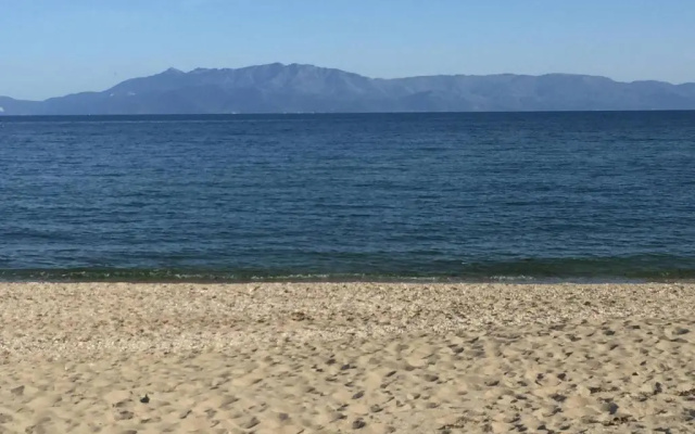 sand and sea 3