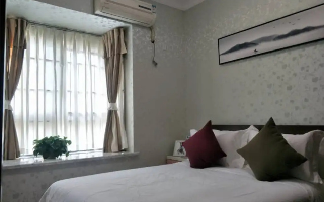 Cozy Apartment