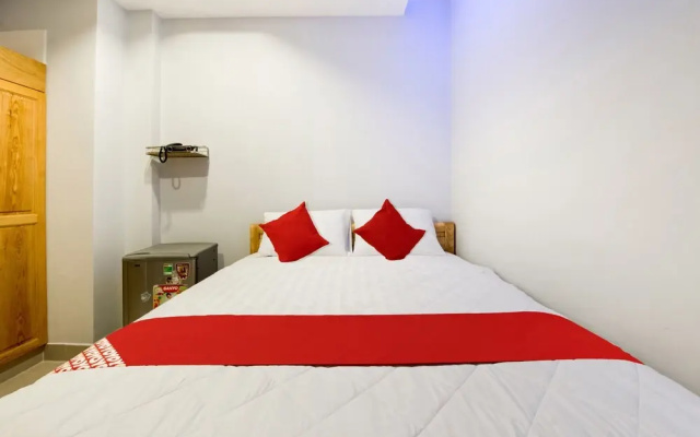 White 1 Hotel by OYO Rooms