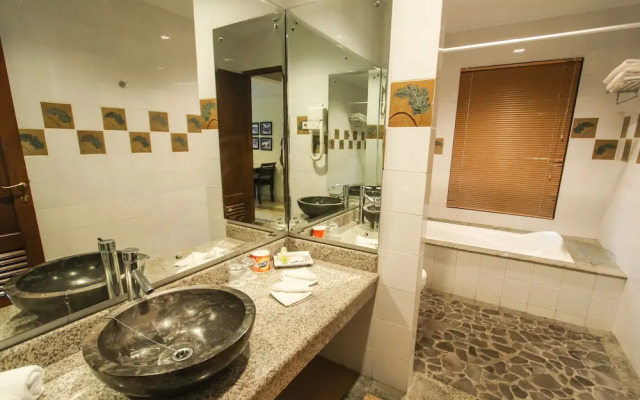 Duta Garden Hotel