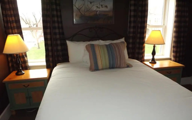 William Watson Hotel