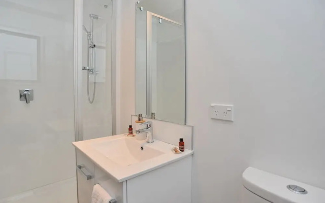 Parlane Apartment 2
