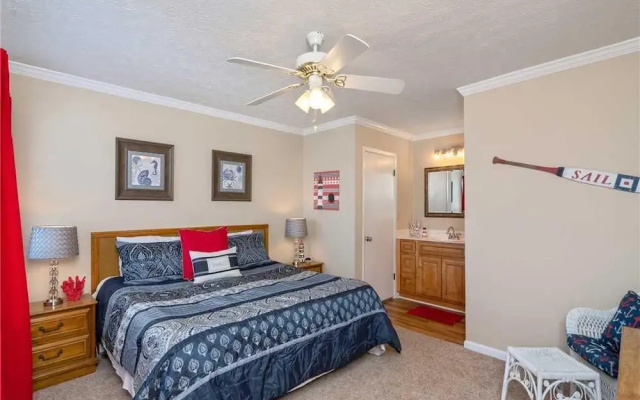 Lullwater 405A - Two Bedroom Condo