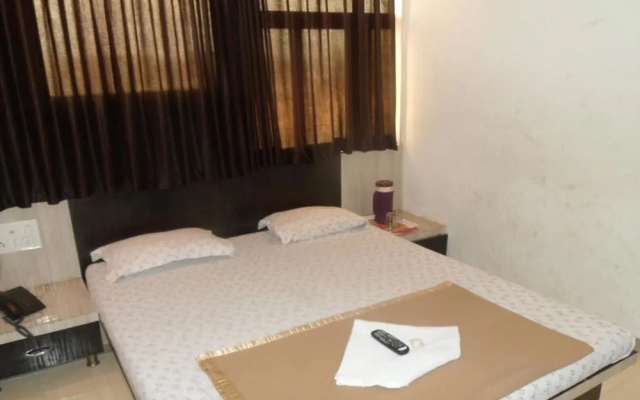 Hotel Sahyadhri