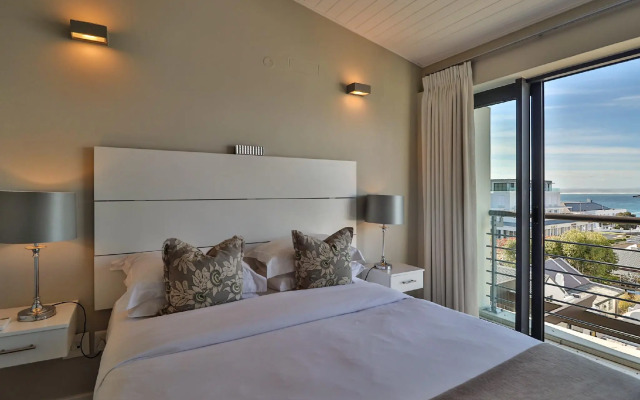Отель Whale Coast All-Suite-Hotel