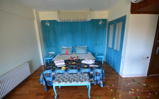 Reis Inn Hotel Kazdaglari