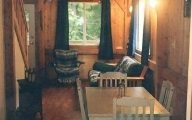 Spring Cove Cabins