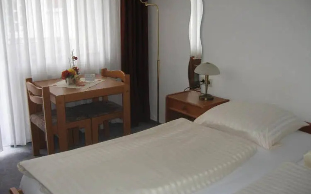 Hotel Alt-Holzhausen
