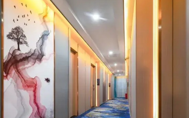Good Luck Hotel (Humen High-speed Railway Station Store)