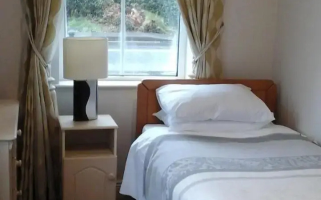 Connollys Guesthouse