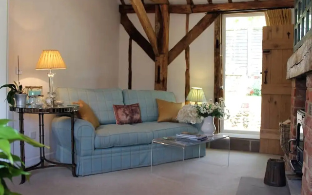 Shafts Barn, Winchester