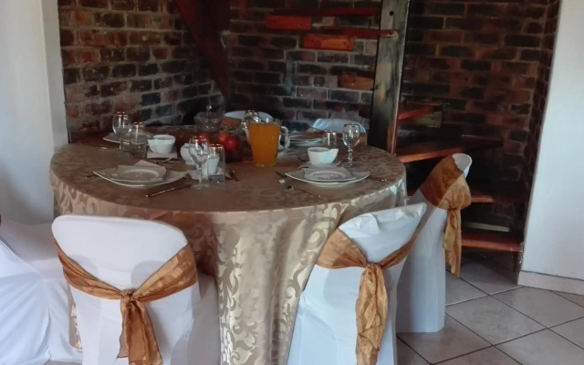 Hamba Kancane Ma-Africa Guest House