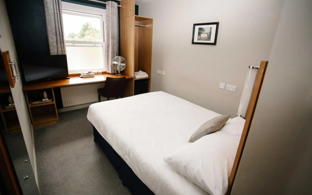 The Corner House Hotel