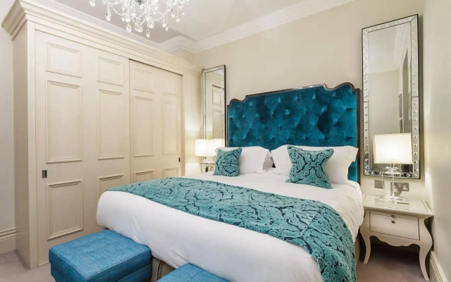 The Apartments by The Sloane Club