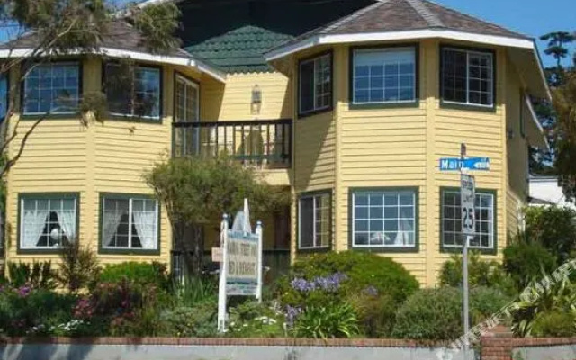 Marina Street Inn