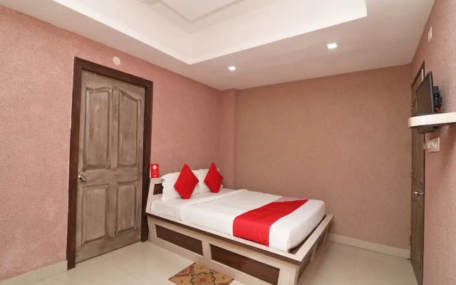 OYO Flagship 38019 Hotel Sea Sand