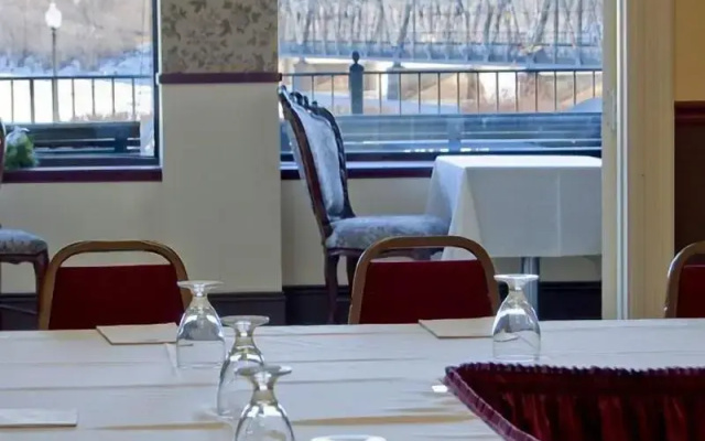 Water Street Inn