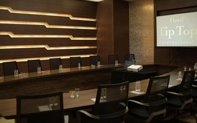 Hotel Tip Top International