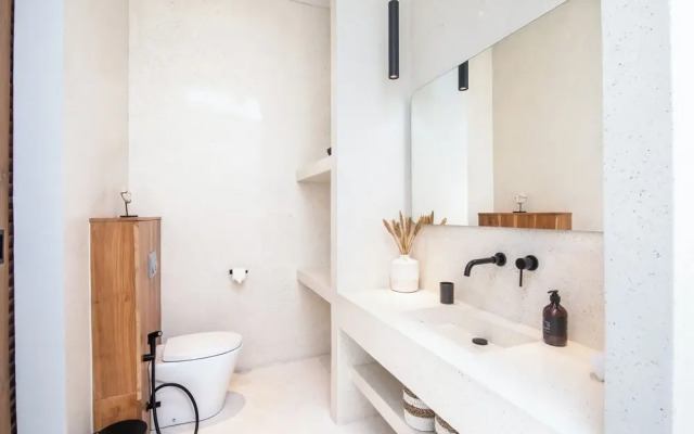 ULU 5 ·2br Villa