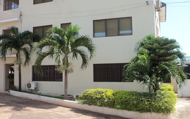 Jenos Hotels in Accra, Ghana from 33$, photos, reviews - zenhotels.com hotel front