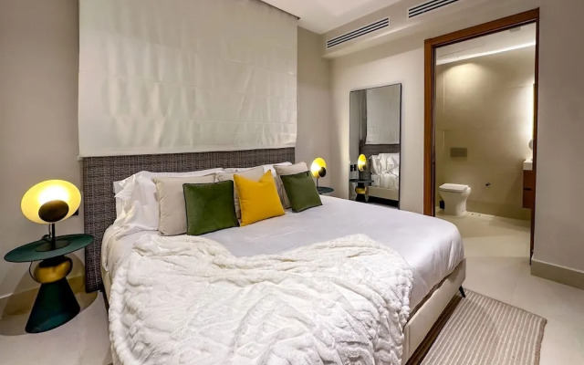 Marina Garden Penthouse 3 Bedroom Apartment