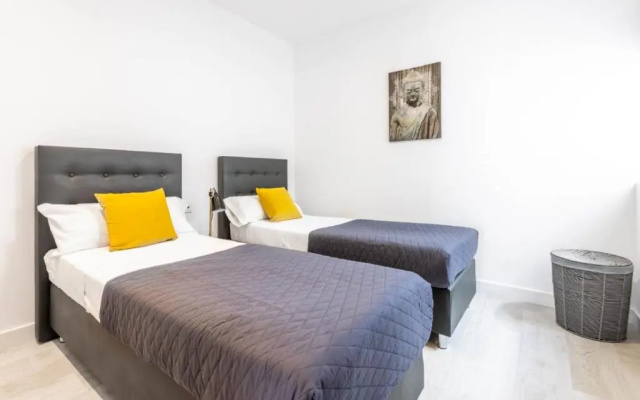 AL-1303 Apartment in Estepona - Alcazaba Lagoon