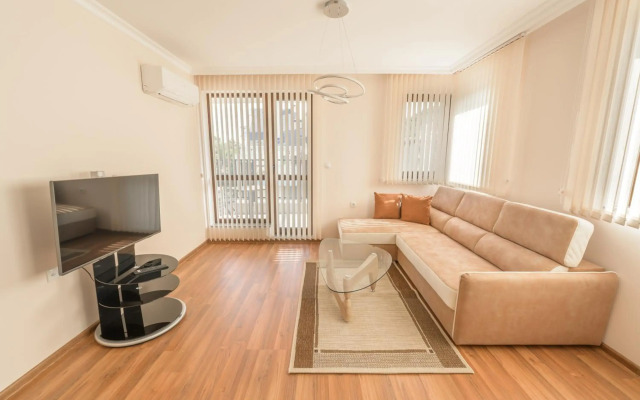 Etica Apartments