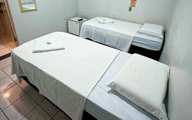Nunes Hotel