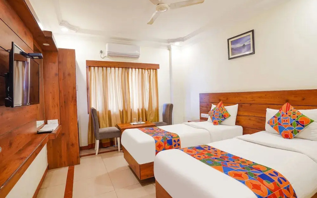 Hotel Savi Inn