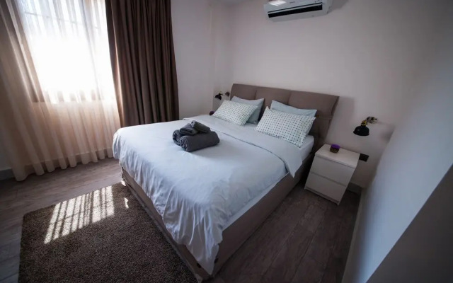 Sara Hotel